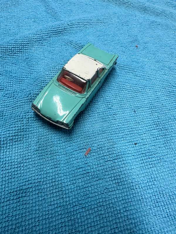 DINKY TOYS