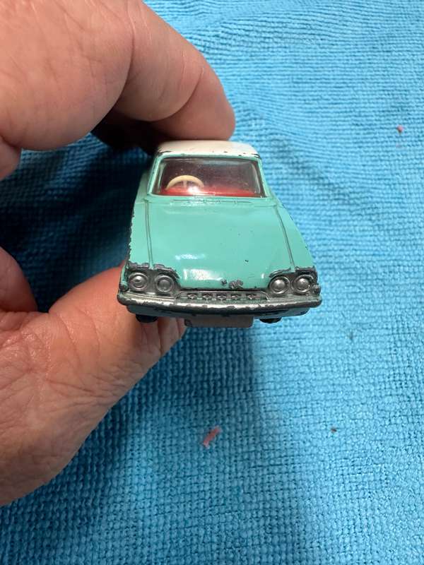 DINKY TOYS