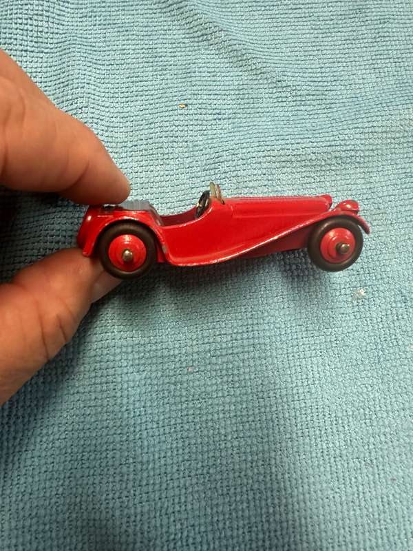 DINKY TOYS