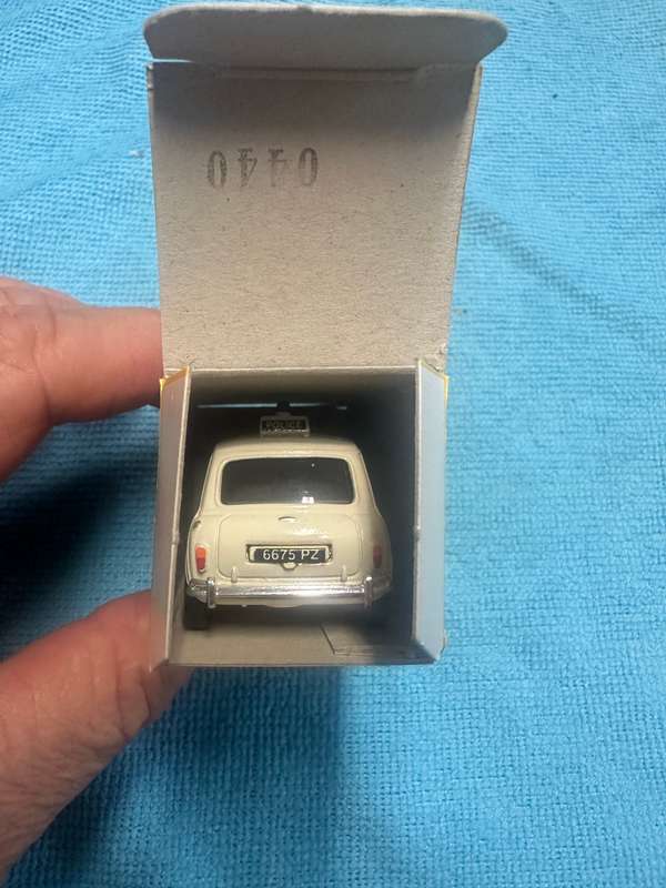 DINKY TOYS