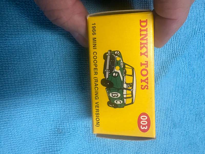 DINKY TOYS