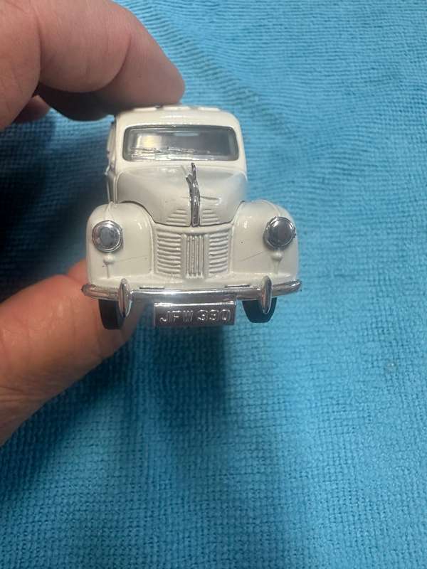 DINKY TOYS