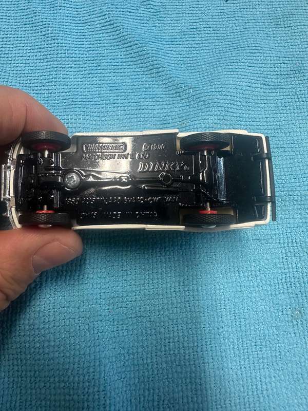 DINKY TOYS