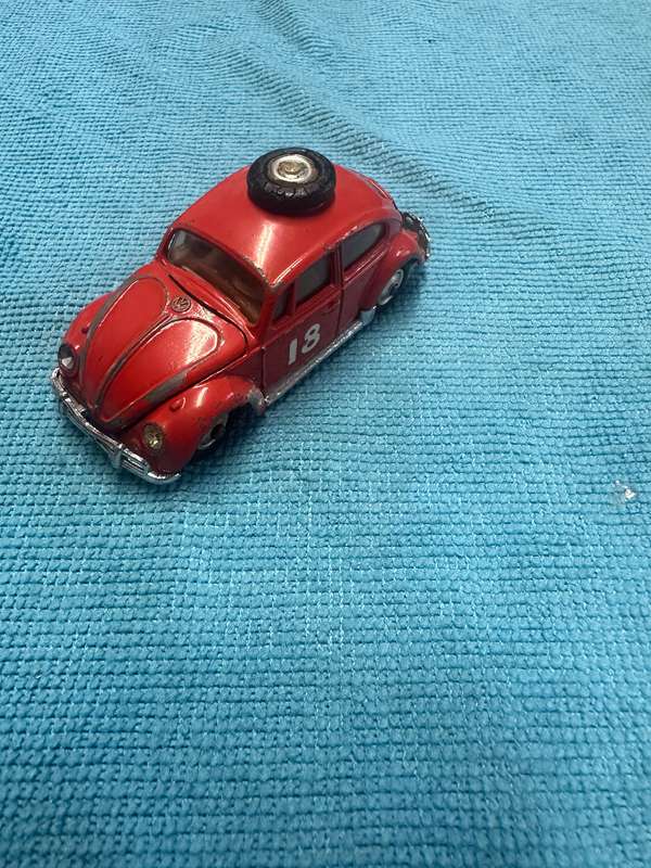 DINKY TOYS