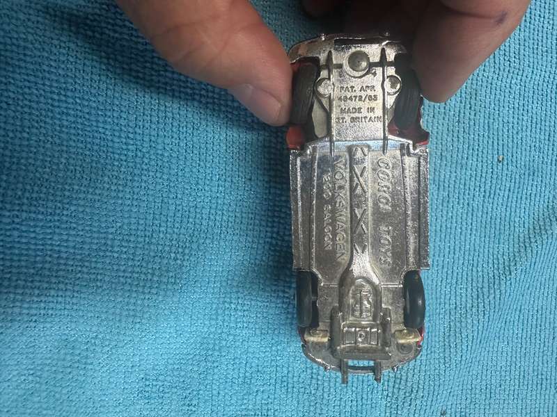 DINKY TOYS