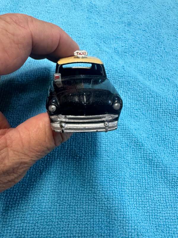 DINKY TOYS