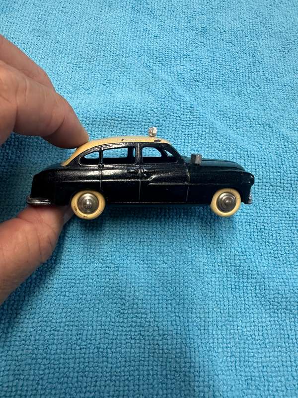 DINKY TOYS