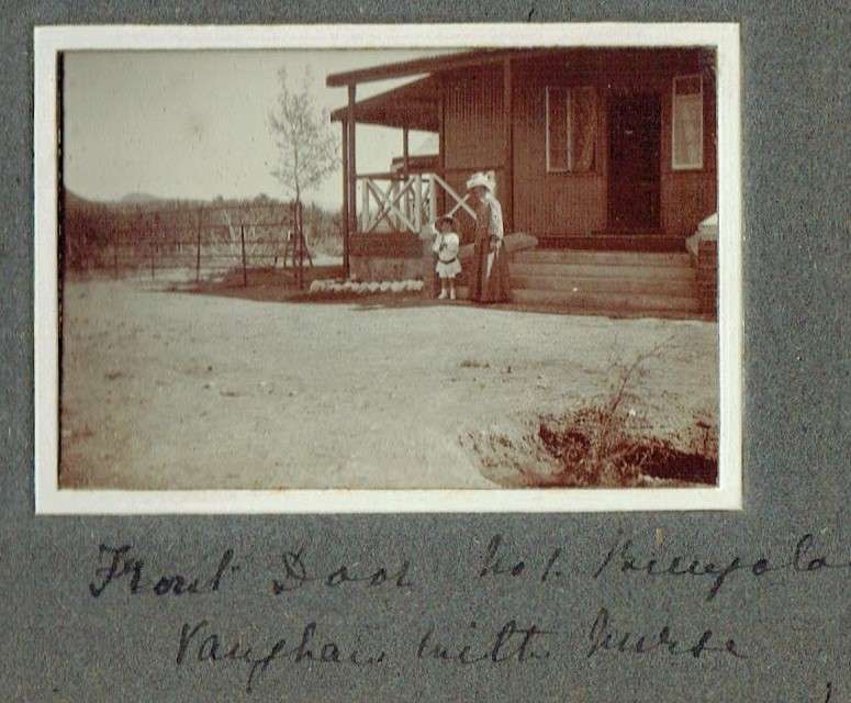 Photo album kept by Annie Augusta Jeffreys, Middelburg and England, 19051914