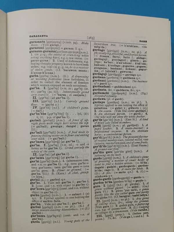 A Hausa-English Dictionary and English-Hausa Vocabulary