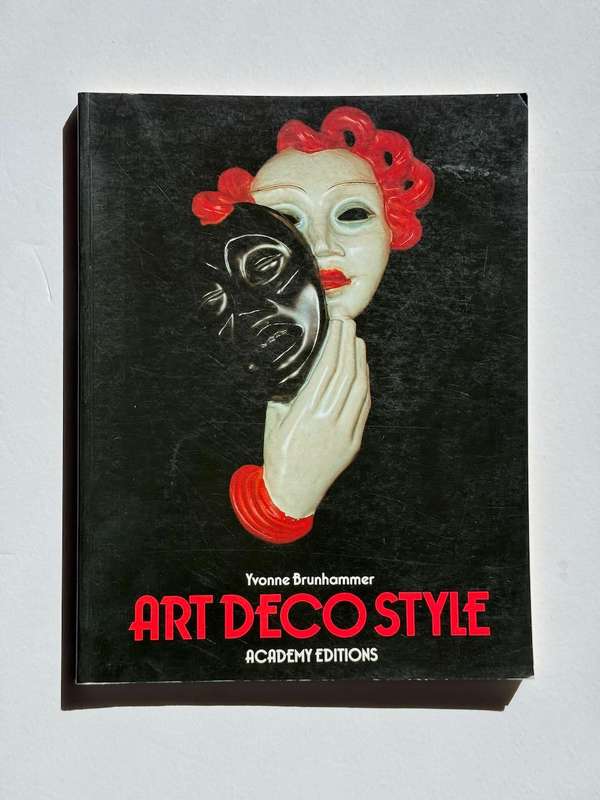 Art Deco Style by Yvonne Brunhammer