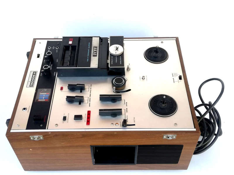 Vintage Reel To Reel Tape Recorder AKAI X2000SD