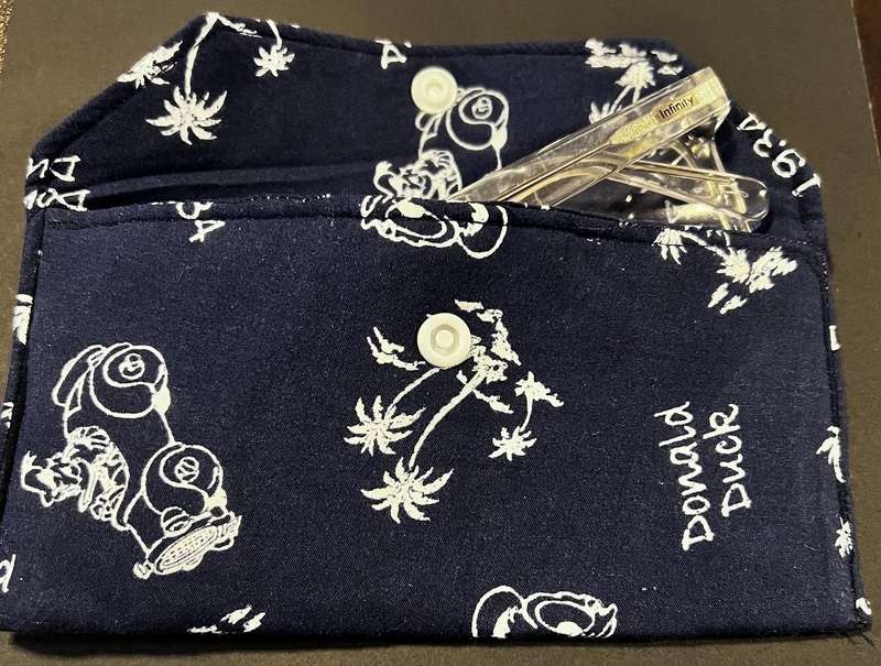 Sunglasses / Glasses soft fabric case (Donald Duck)