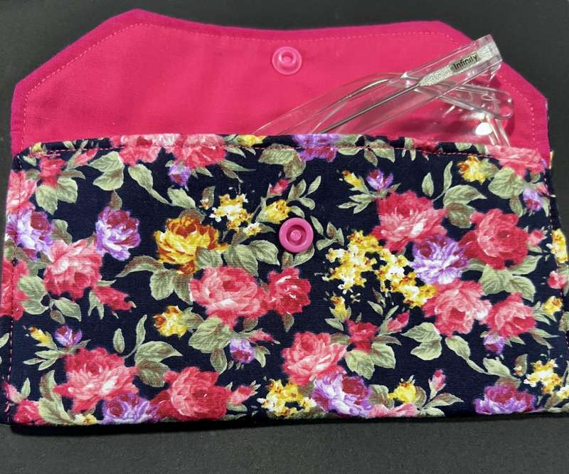 Sunglasses / Glasses soft fabric case (Pink and Black floral)