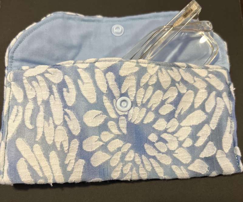 Sunglasses / Glasses soft fabric case (blue floral)