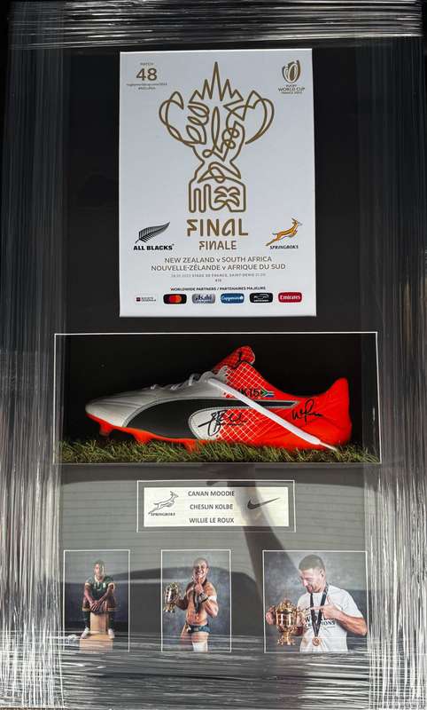 Springbok Rugby Player Issue Boot Signed Cheslin Kolbe,Willie Le Roux and Canan Moodie