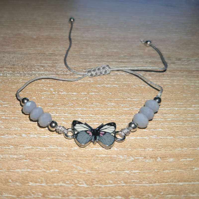 Butterfly String Bracelet Grey