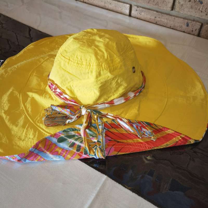 Double Sided Wide Brim Sunhat Yellow