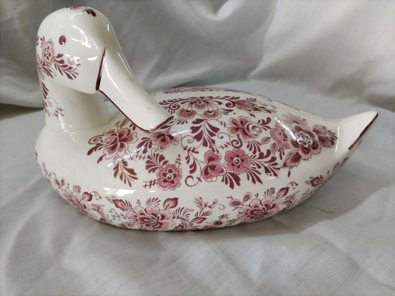 Authentic Vintage Oude Molen Fabrik B.V. M Delft Holland Red Floral Porcelain Duck Figurine