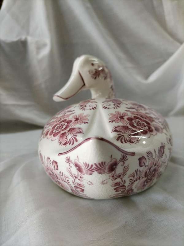 Authentic Vintage Oude Molen Fabrik B.V. M Delft Holland Red Floral Porcelain Duck Figurine