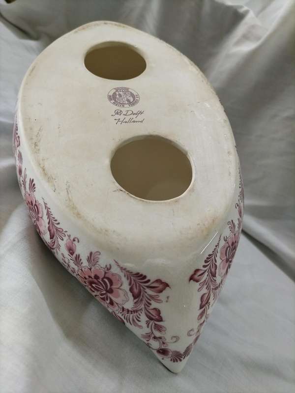 Authentic Vintage Oude Molen Fabrik B.V. M Delft Holland Red Floral Porcelain Duck Figurine