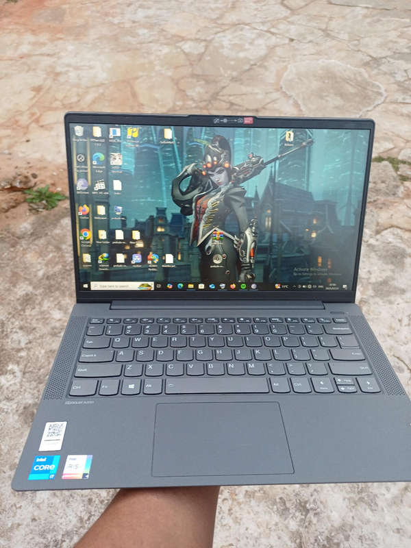 Lenovo idealpad 5 i7