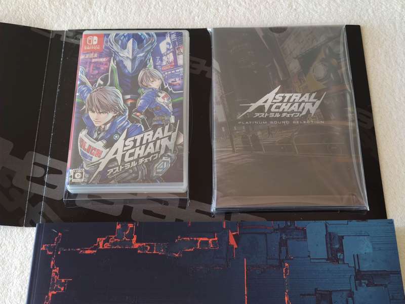 Astral Chain: Collectors Edition - Nintendo Switch Game