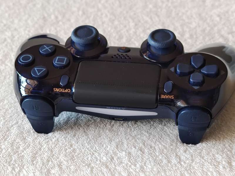 500 Million Limited Edition Dualshock 4 Controller - PS4