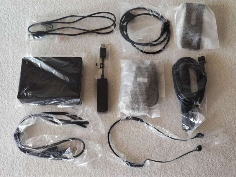 PSVR Headset + Playstation Move Controllers + Games