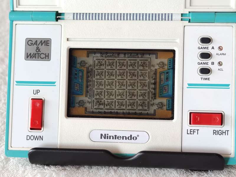 Nintendo Game & Watch - Squish