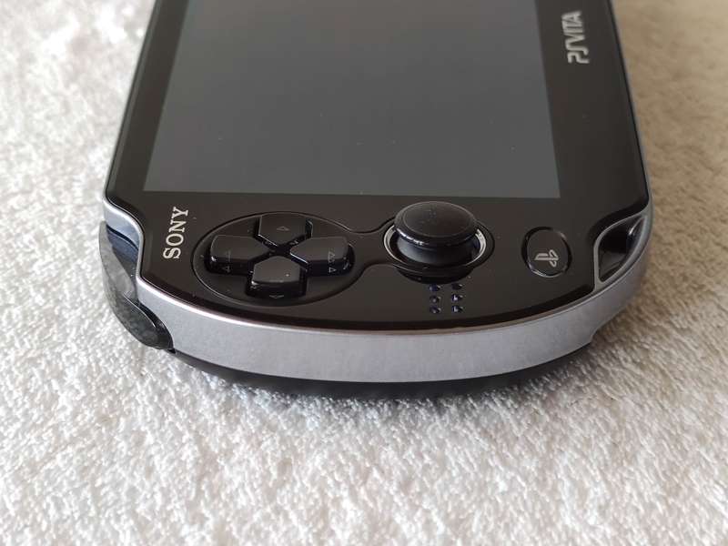 Playstation Vita Console + 9 Games + 8GB Memory Card (Model 1004 - Wifi Only)