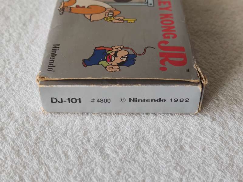 Nintendo Game & Watch - Donkey Kong Jr.
