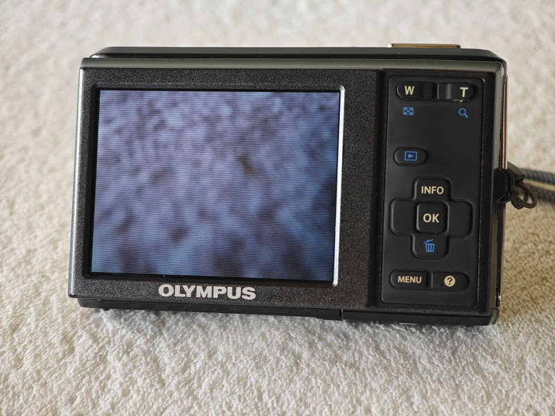 Olympus X43 14MP / 5x Optical Zoom - Compact Digital Camera