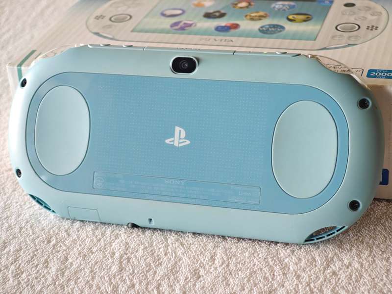 Playstation Vita Slim Console - Light Blue / White