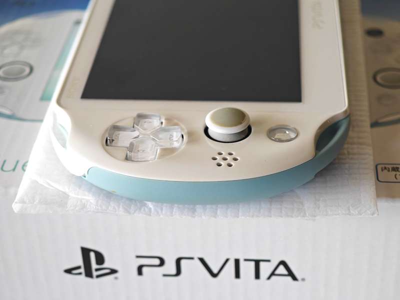 Playstation Vita Slim Console - Light Blue / White