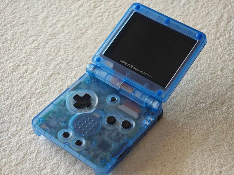 Nintendo Game Boy Advance SP Console - AGS 101