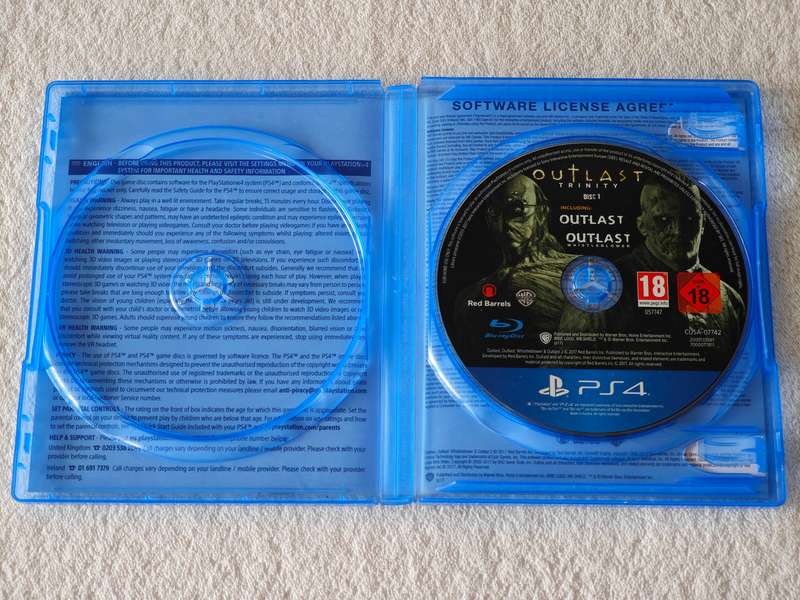 Outlast Trinity (Disc 1) - PS4 / Playstation 4 Game