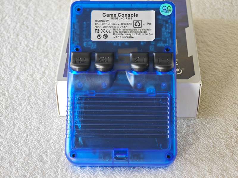 R36S Retro Handheld Video Game Console - 64GB Blue