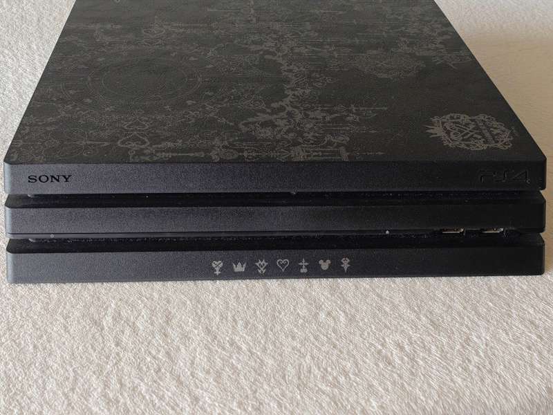 Playstation 4 Pro 1TB - Kingdom Hearts III Limited Edition Console