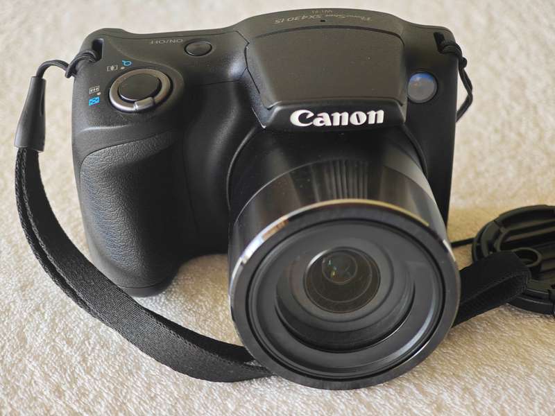 Canon PowerShot SX430 IS - 20MP / 45x Zoom / WiFi NFC -  MIni-Bridge Camera