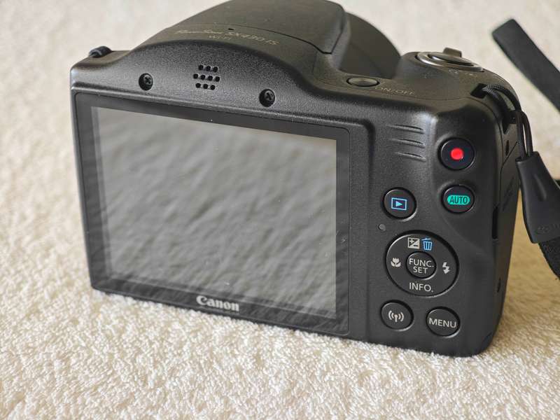 Canon PowerShot SX430 IS - 20MP / 45x Zoom / WiFi NFC -  MIni-Bridge Camera