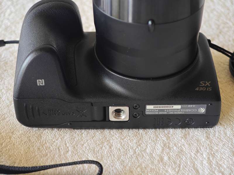 Canon PowerShot SX430 IS - 20MP / 45x Zoom / WiFi NFC -  MIni-Bridge Camera