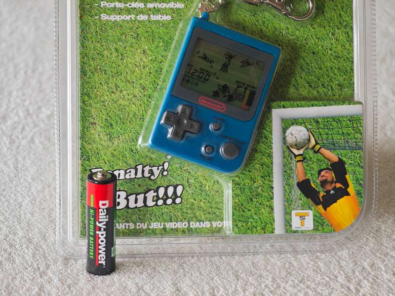 Mini Classics Soccer - Game & Watch
