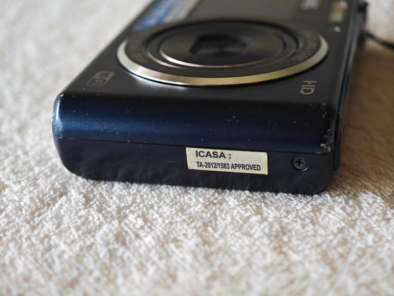 Samsung DV150F / Front LCD / 16.2MP / 5x Zoom - WiFi Compact Digital Camera