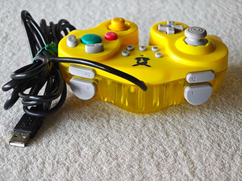 Hori Battle Pad Pokemon Themed Wired Nintendo Switch Controller