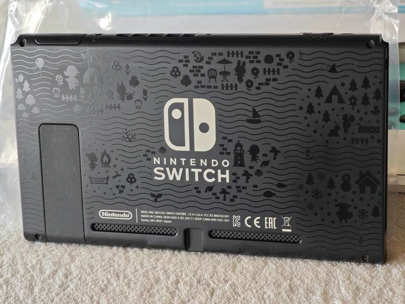 Nintendo Switch Console - Animal Crossing New Horizons Limited Edition