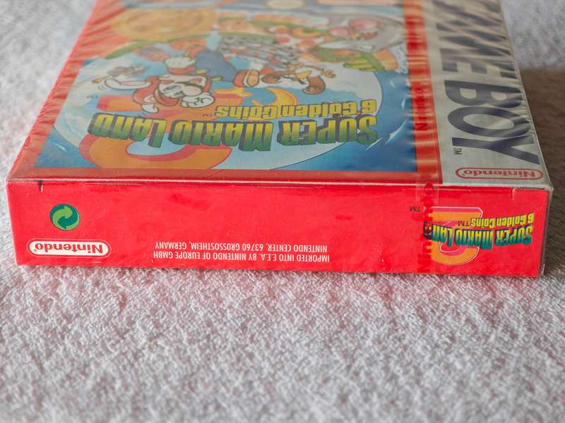 Super Mario Land 2: 6 Golden Coins- Nintendo Game Boy