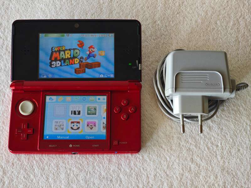 Nintendo 3DS Console + Games