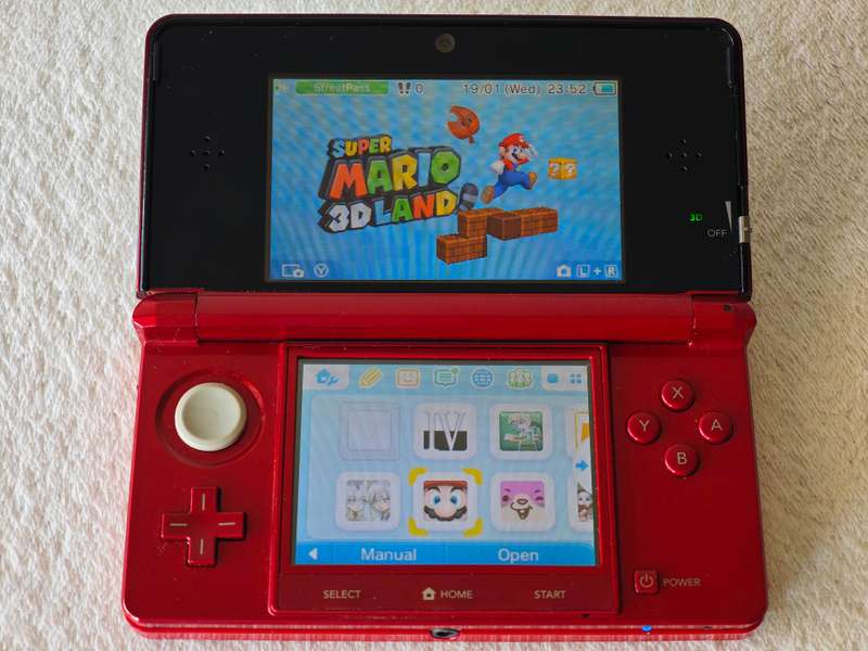 Nintendo 3DS Console + Games