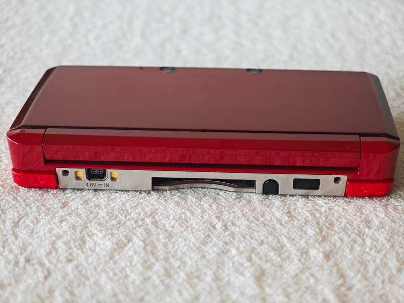 Nintendo 3DS Console + Games