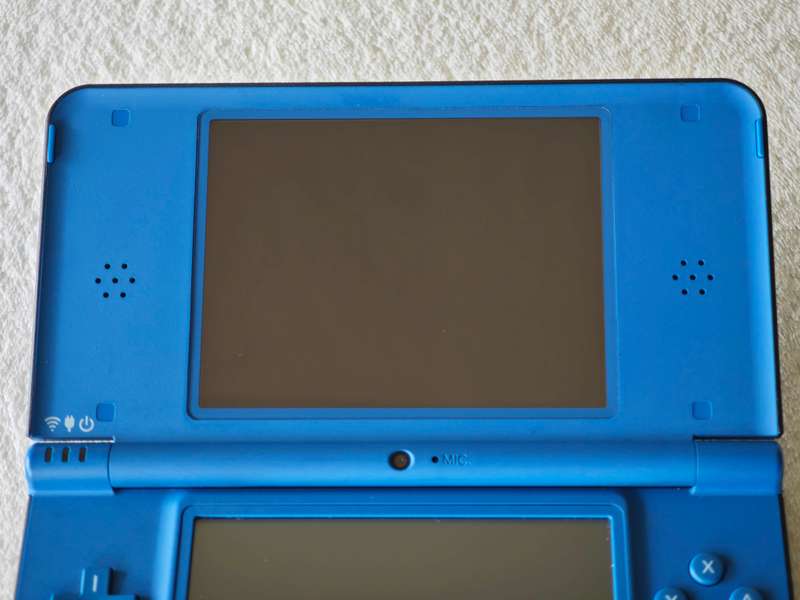 Nintendo DSi XL Console
